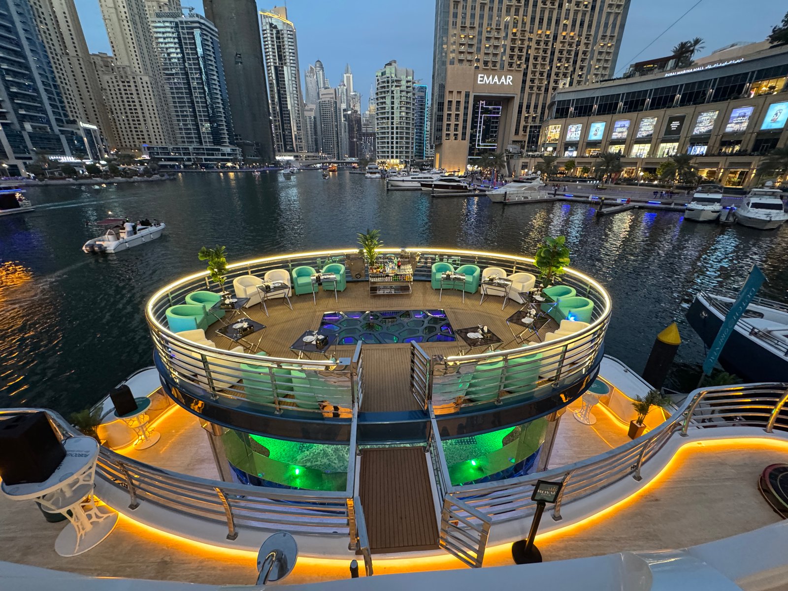 Waterfront dining experience
